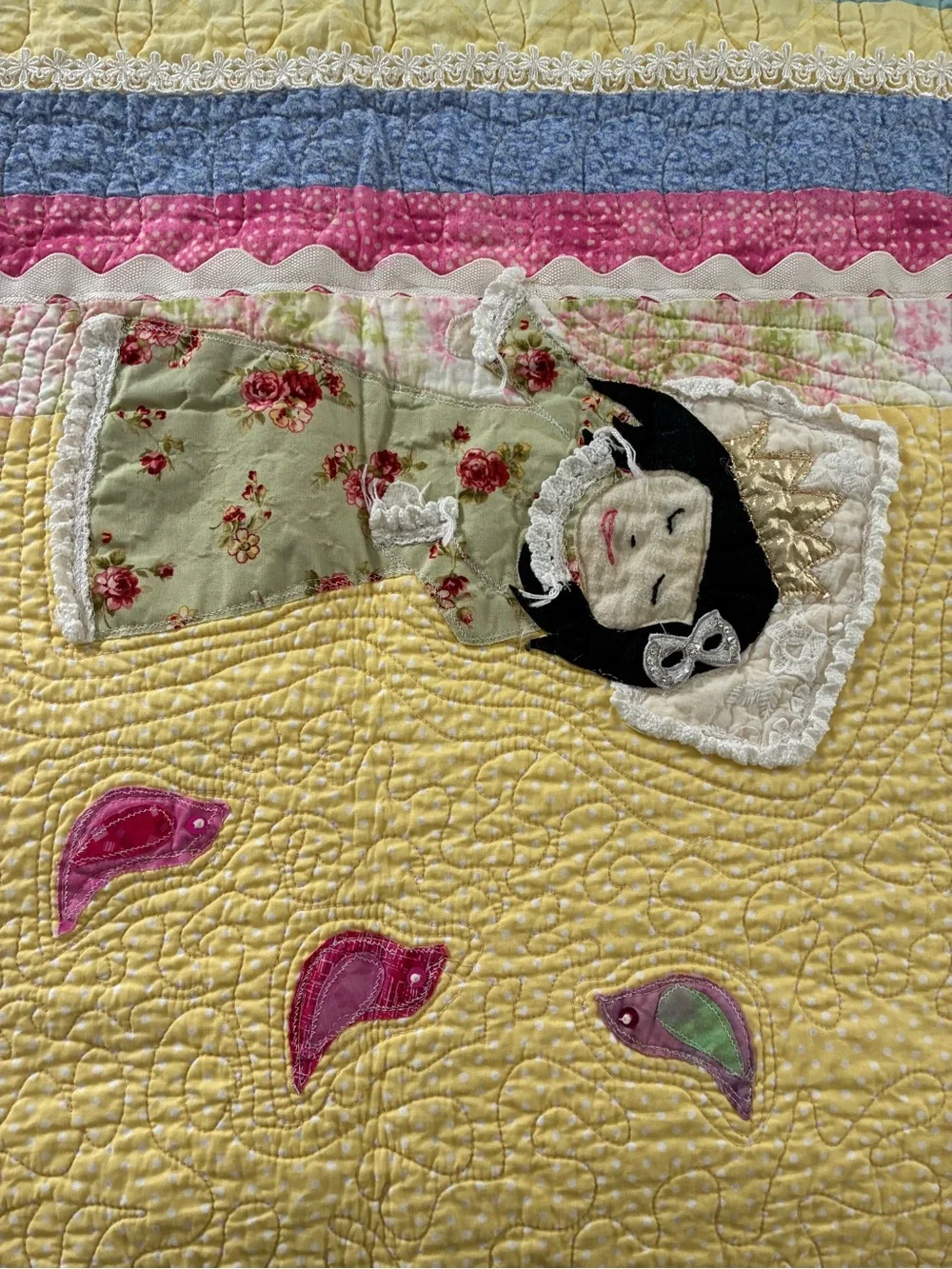 Handmade-style 100% Cotton Baby Quilt – Appliqué Sleeping Girl Reversible 58x38